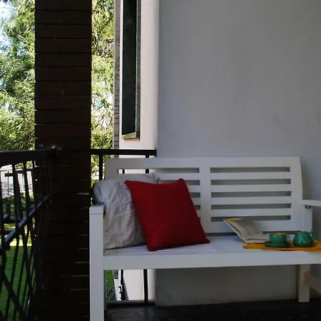 Bnbook Garden View Apartment
